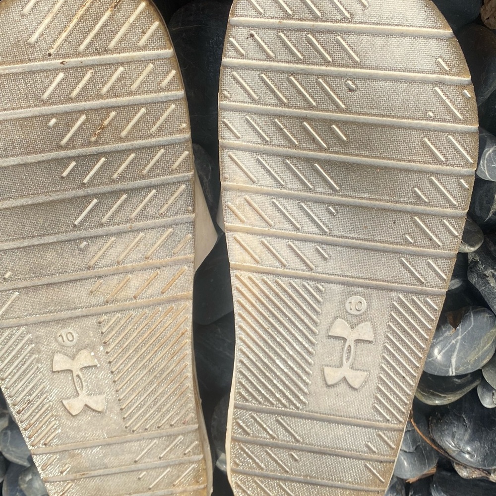 Under Armor Slides - image 3